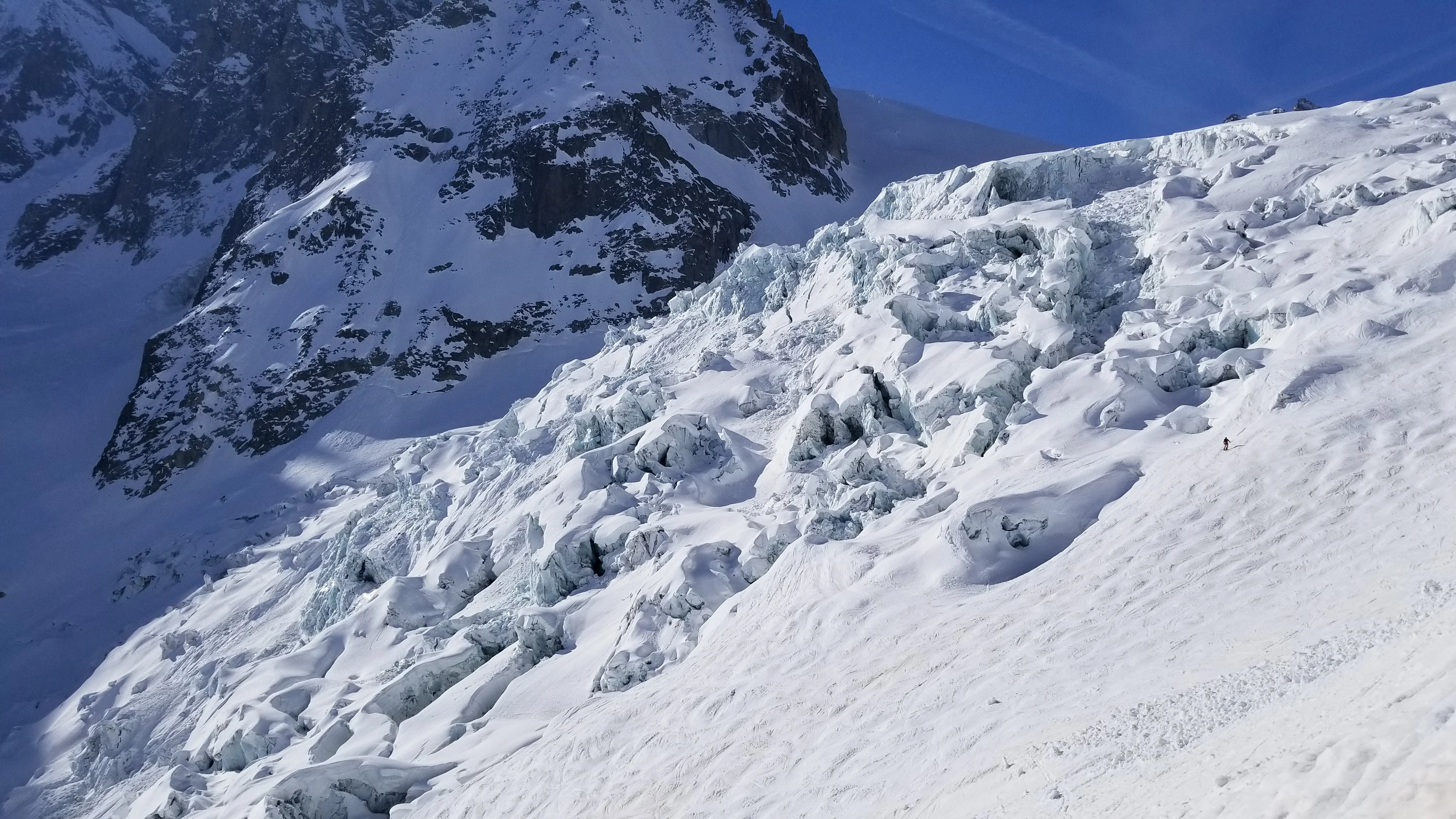The Haute Route Ski Traverse - Image 9